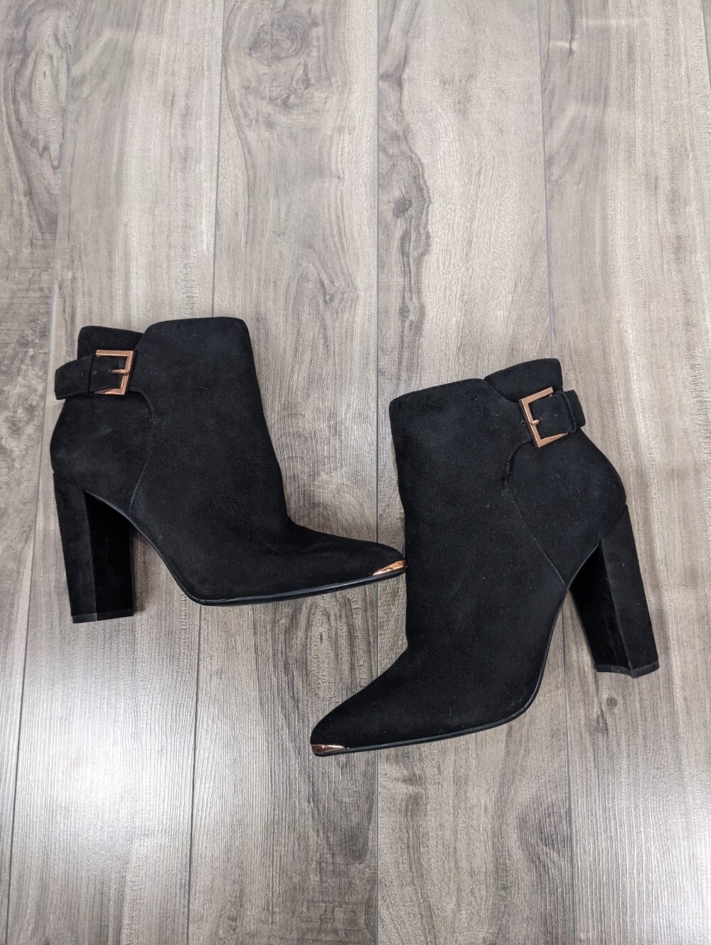 Ted Baker Maryne Black Ankle Booties Copper Rose Gold Accents Size 39 Size 8